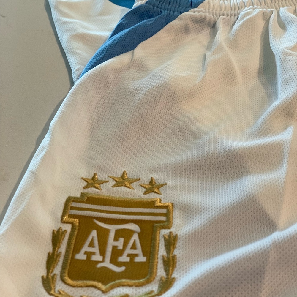 Toddler 4-5T Toddler Messi Argentina 10 Kids Jersey Kit Size 20. - Ships Today - Picture 9 of 9
